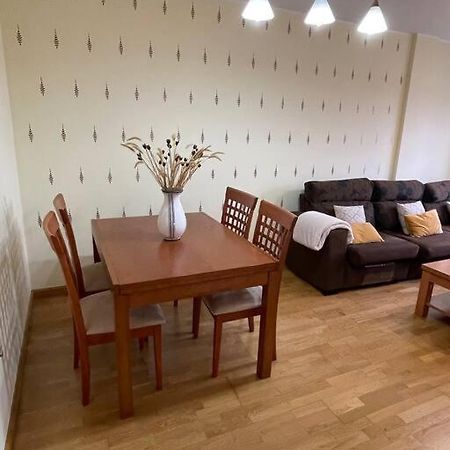 Apartamento Lugo Ciudad ภายนอก รูปภาพ