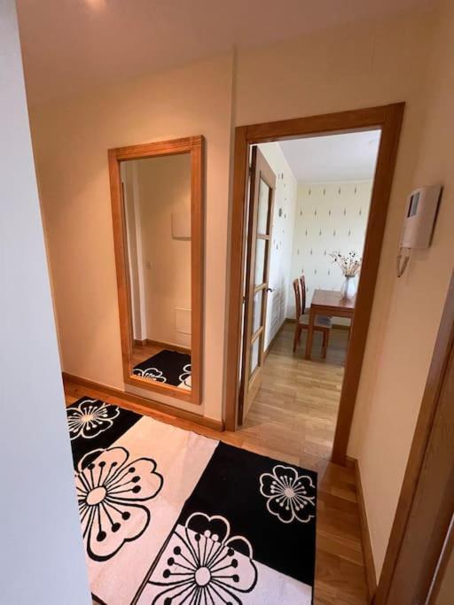 Apartamento Lugo Ciudad ภายนอก รูปภาพ